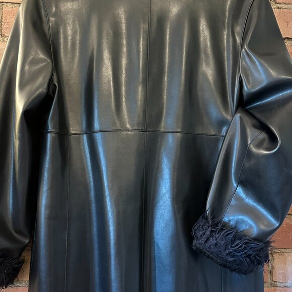 โจ Faux, Fun & Flirty 1920s-Inspired Coat โ Size Small โจ - Picture 8 of 9